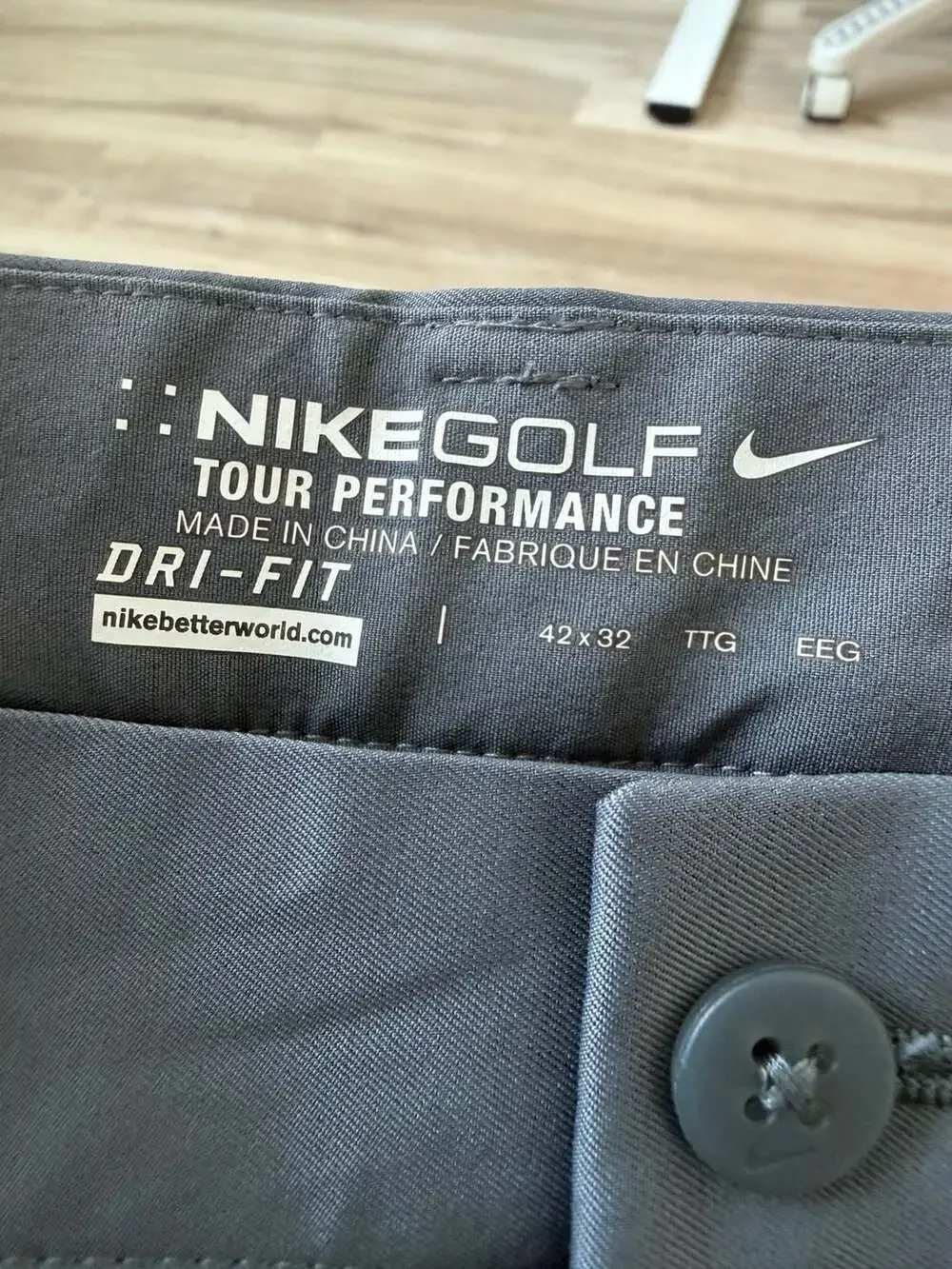 Nike Golf Standard Fit Stay Cool Charcoal Gray Pants 42x32 NWOT